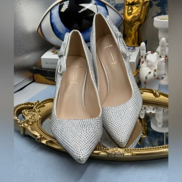 🆕 BLACK SUEDE STUDIO 🧿 NWOB White Satin Ribbon Rhinestone Heels, Sz 37 US 6.5 - Picture 6 of 16